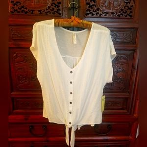 Per Seption Women’s Cream  VNeck Capsleeve Top with Silver Threads Size L